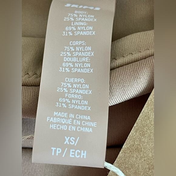 NEW SKIMS  Shaping Swim Ruched Underwire Bikini Size XS - Picture 5 of 7